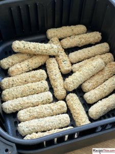 Can You Cook TGI Friday’s Mozzarella Sticks In An Air Fryer?