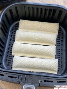How To Cook Frozen Sausage Rolls In An Air Fryer?