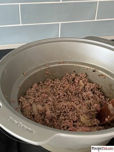 How To Cook Minced Beef Hotpot In Slow Cooker?