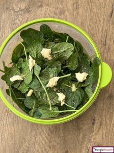 How To Steam Spinach In Microwave?