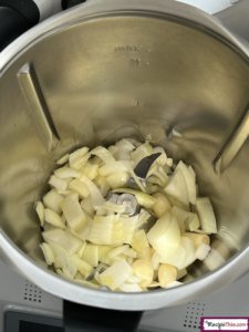 How Do You Cook Soup In The Thermomix?
