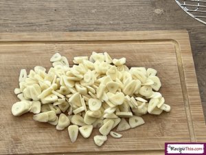 How To Dehydrate Garlic?
