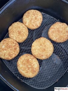 How To Air Fry Frozen Fish Cakes?