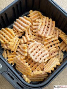 How To Cook Frozen Waffle Fries In Air Fryer?