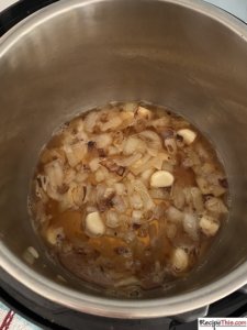 How To Make Vegetable Stock In Instant Pot?