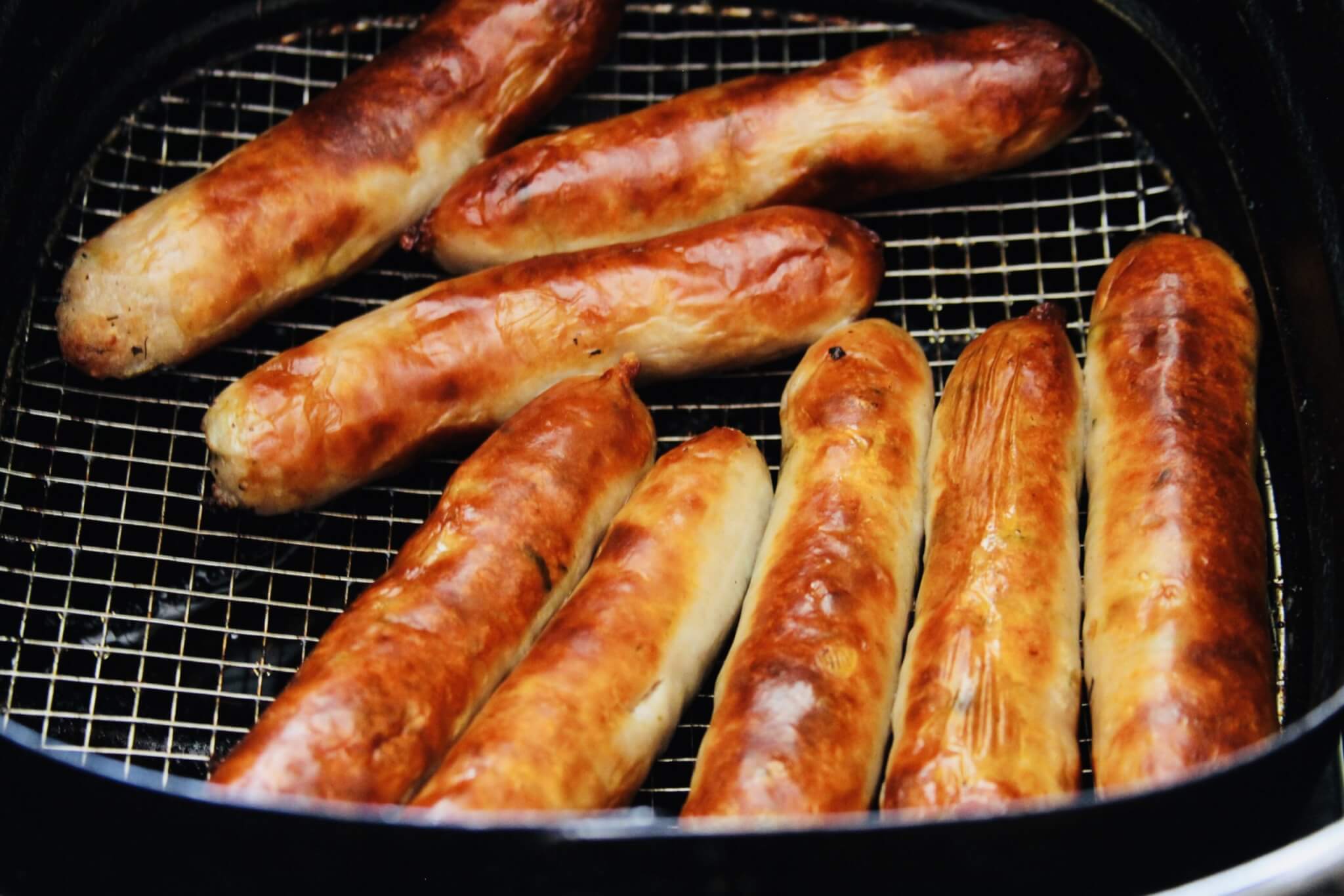 cooking sausage in air fryer