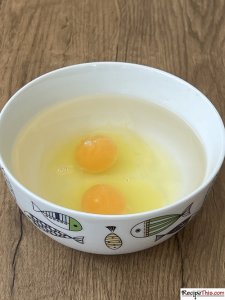 How To Make Poached Eggs In Microwave?