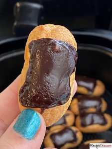 How Do You Reheat Eclairs In Air Fryer?