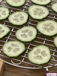 How Do I Dehydrate Cucumbers In Air Fryer?