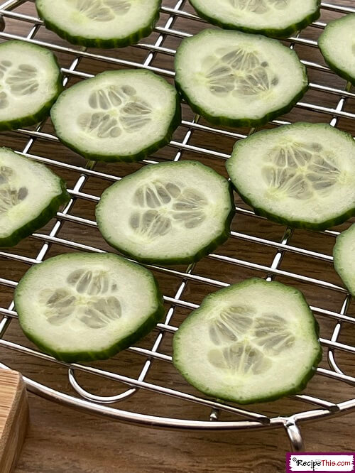 Recipe This Air Fryer Dehydrated Cucumber Chips