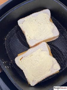 Can You Make A Toasted Sandwich In An Air Fryer?