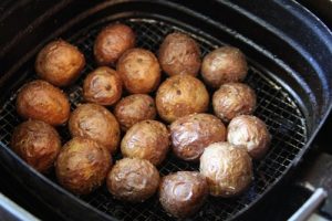 How Long To Cook Baby Potatoes In The Air Fryer?