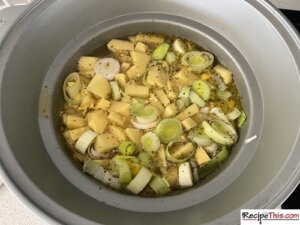 How To Make Potato & Leek Soup In Slow Cooker?