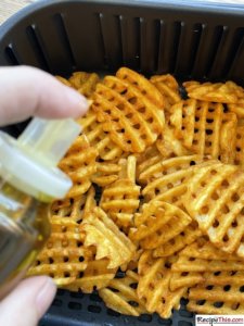 How To Cook Frozen Waffle Fries In Air Fryer?