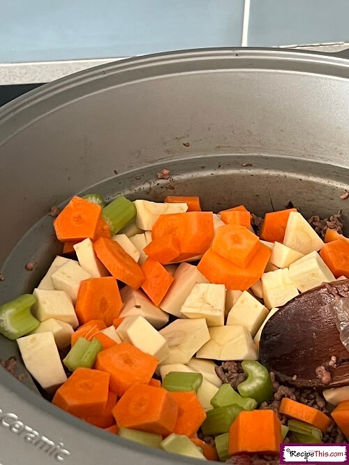 Recipe This Slow Cooker Savoury Mince