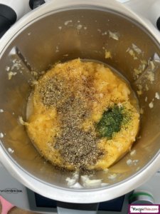 How Do You Cook Soup In The Thermomix?