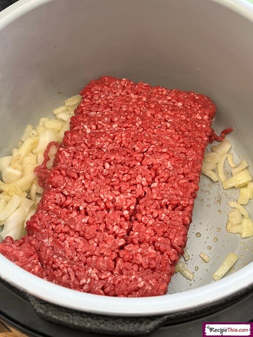 Recipe This Slow Cooker Minced Beef Cobbler