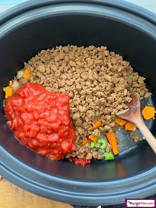 Recipe This Slow Cooker Quorn Bolognese