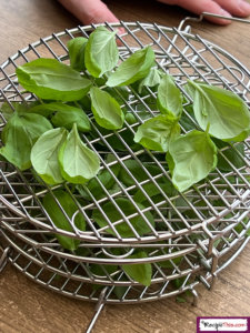 How To Dehydrate Basil In Air Fryer?