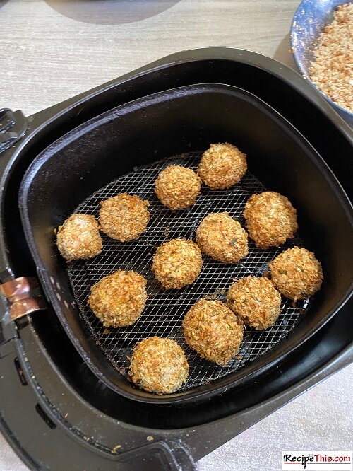 Recipe This Air Fryer KFC Popcorn Chicken