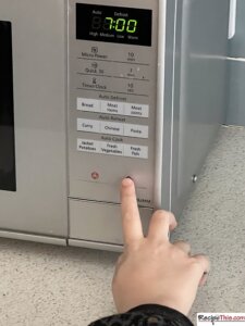 How To Steam Carrots In Microwave?