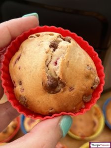 How To Make Strawberry Muffins?