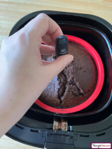 How To Make Chocolate Cake In Air Fryer?