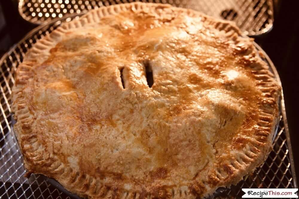 Air Fryer Apple Pie in the air fryer oven