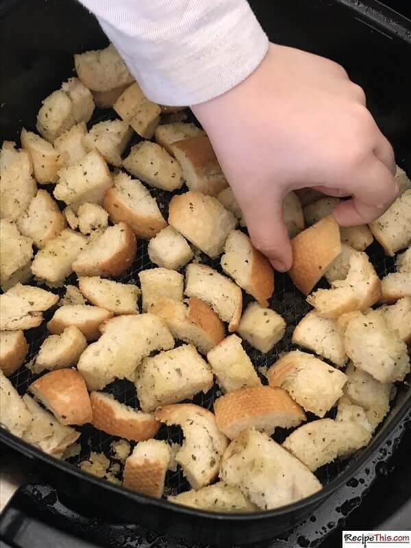 Air Fryer Croutons