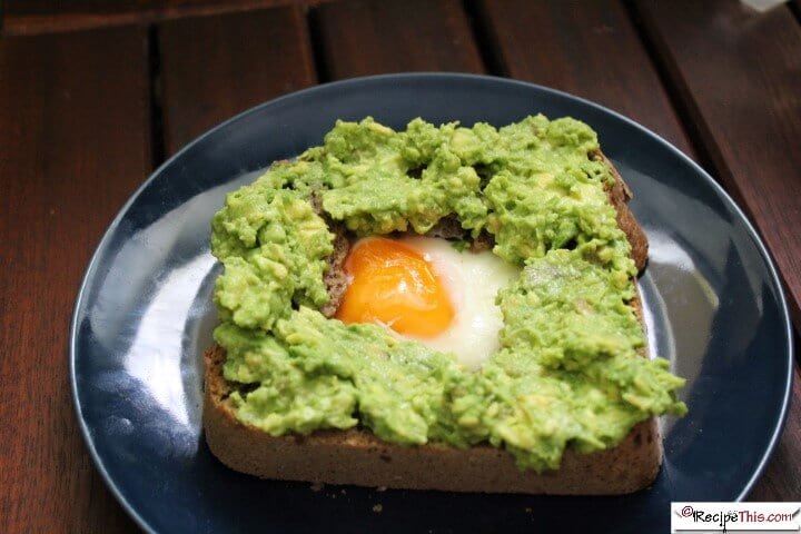 Air Fryer Egg In A Hole With Avocado