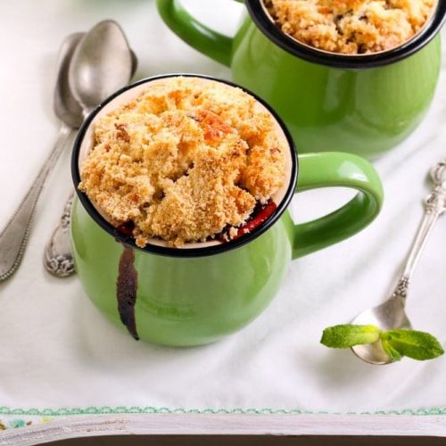 Welcome to my Air Fryer fruit crumble mug cakes recipe.
