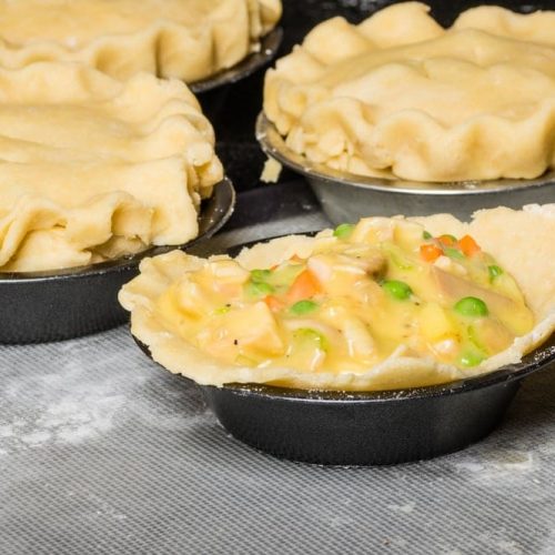 Welcome to my latest recipe in the air fryer and today we are cooking turkey pot pie.