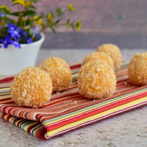 Welcome to my latest recipe in the air fryer and this is my Airfryer Moroccan Turkey Couscous Balls.