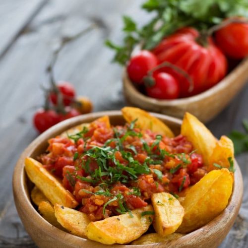 Welcome to my Airfryer Spanish spicy potatoes recipe.