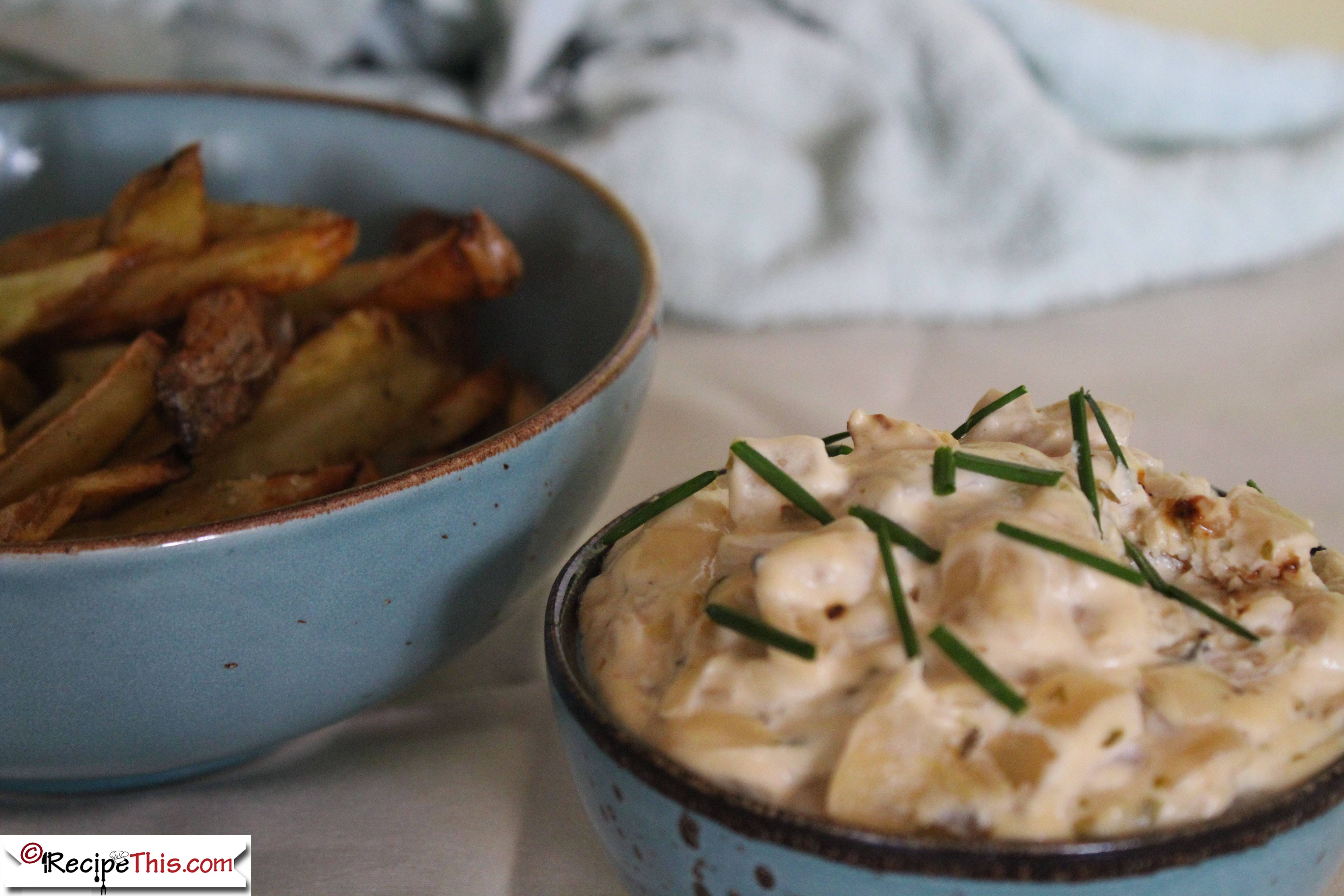Crockpot French Onion Dip & Chips Recipe