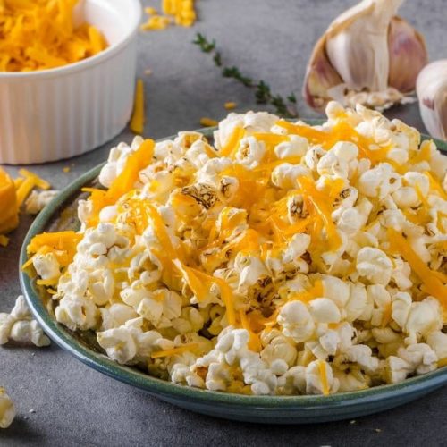 Welcome to how to make cheese popcorn in the Instant Pot. Dive into a delicious savoury popcorn that cooks so quick in the Instant Pot that you could make it during the adverts of your favourite TV show. Snack on these for a date night, put them in your kids school bag for break times or keep it in the pantry for a quick snack.
