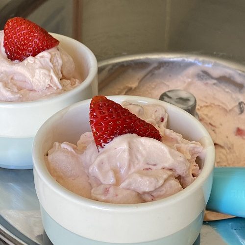 Ice Cream Maker Strawberry Ice Cream