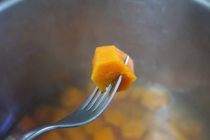 #MrsBeetonRecipes | Instant Pot Carrots from RecipeThis.com