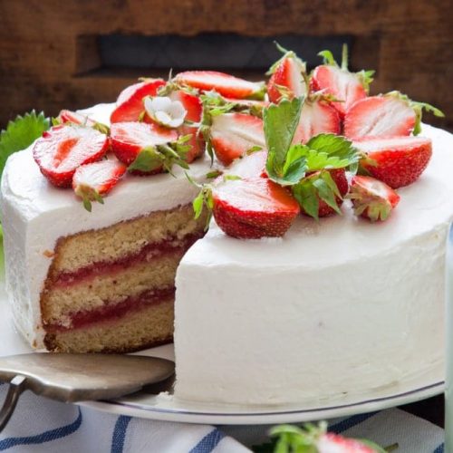Welcome to my Instant Pot Homemade Strawberry Cake recipe