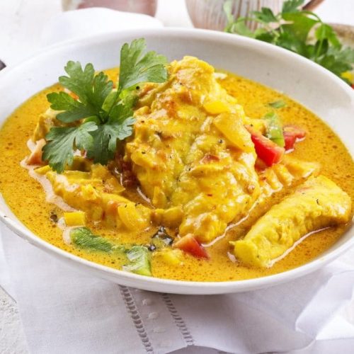Welcome to my Paleo Moqueca Brazilian Fish Stew In The Slow Cooker recipe. This dish has to be the most flavoursome fish stew I have ever made and it is simply stunning. This is a great chance to have some delicious white fish for supper without the unhealthy batter.