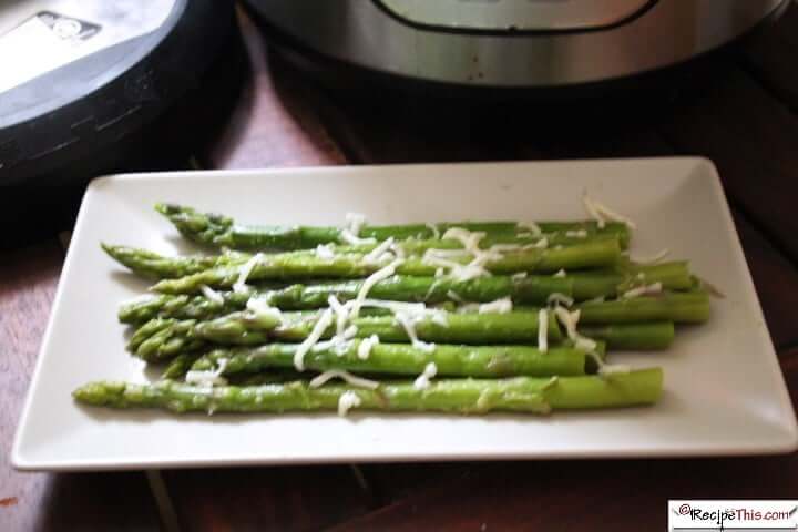 Instant Pot Asparagus (Steamed In Just 2 Minutes)