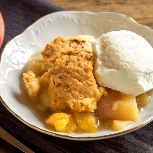 Welcome to my slow cooked homemade peach cobbler recipe