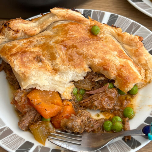 Slow Cooker Beef And Ale Pie