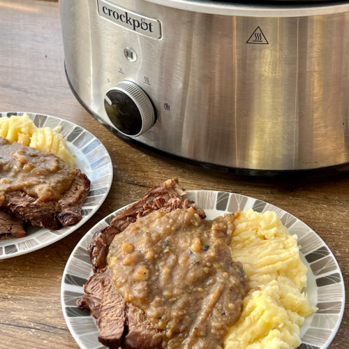 Slow Cooker Braised Steak & Onions