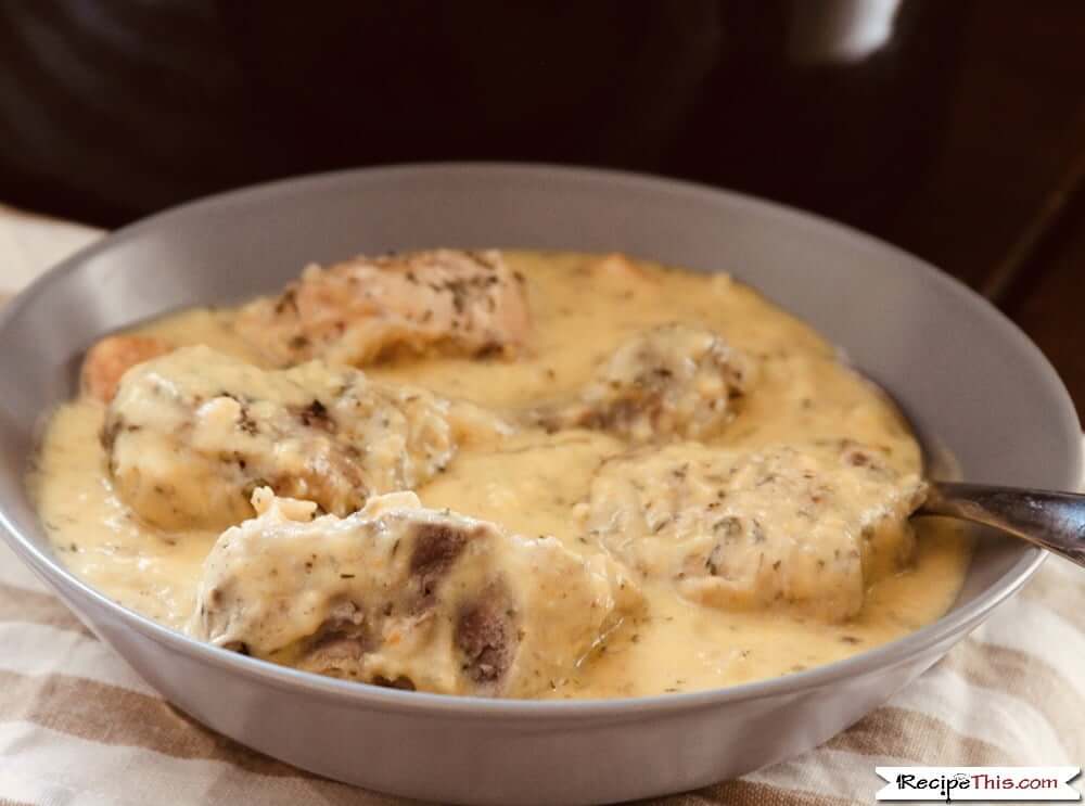 Slow cooker chicken fricassee