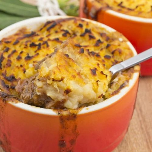 Welcome to my Whole 30 Shepherds Pie Minis recipe.