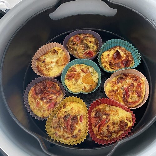 https://recipethis.com/wp-content/uploads/air-fryer-egg-cups-1-500x500.jpg