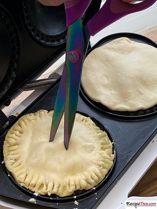 How to Use the Breville Pie Maker