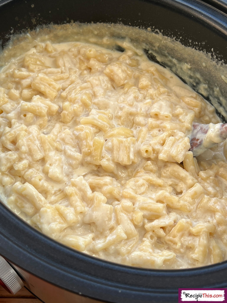 slow cooker macaroni pudding